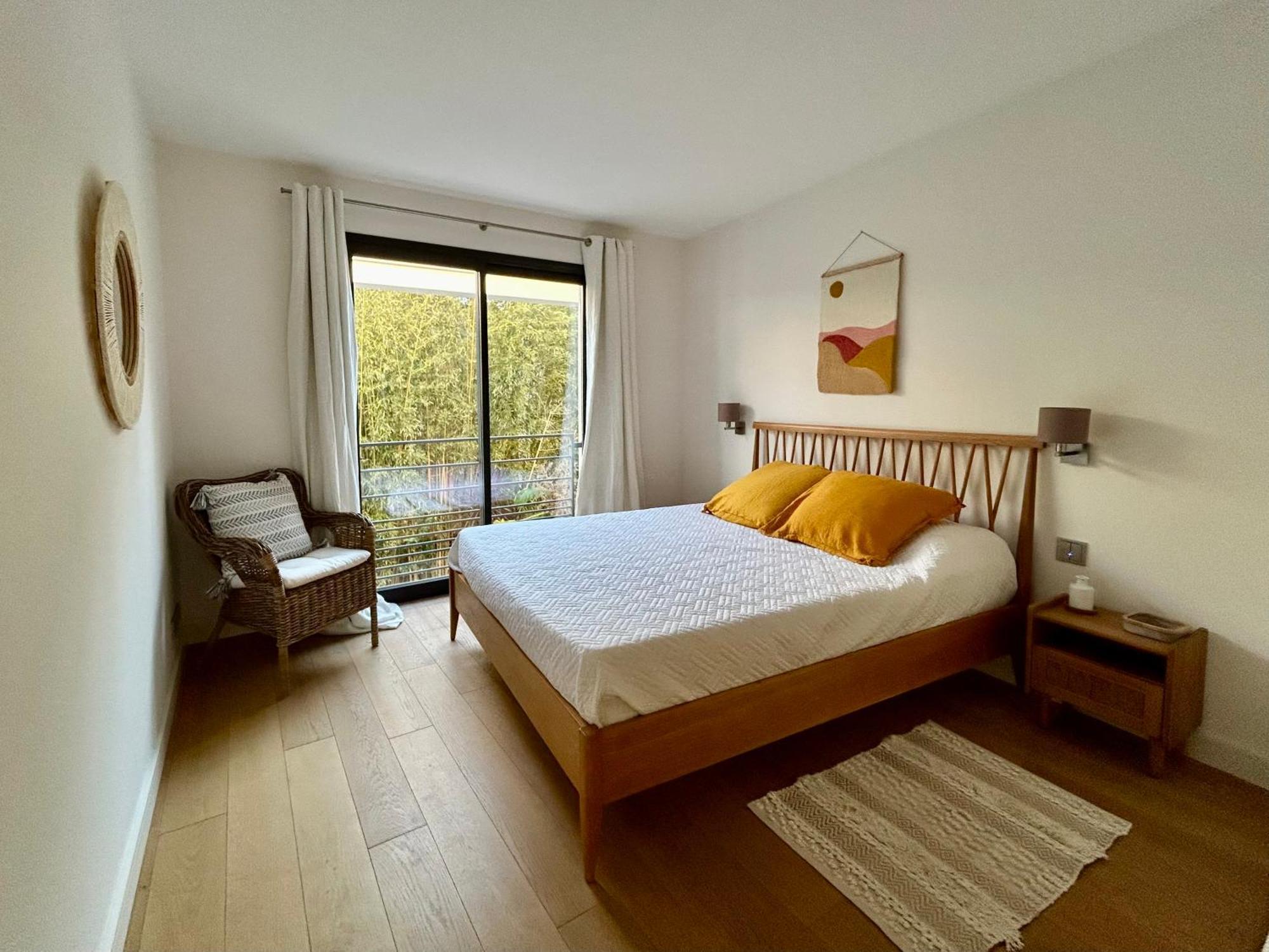 Rumah Bali Cannes Ngoại thất bức ảnh